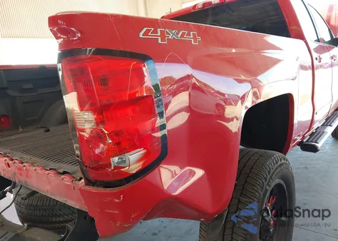 2015 Chevrolet Silverado 1500 1Lt z USA, uszkodzony, nr VIN 1GCVKREC2FZ237729